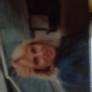 Meet your Posher, Gloria